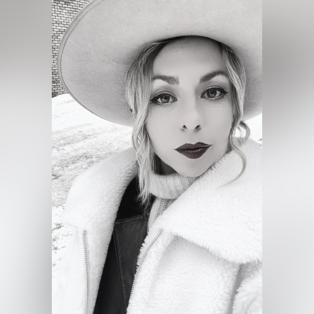 Meet your Posher, Katie
